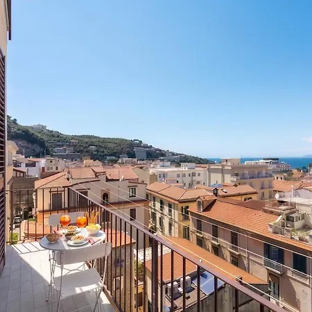 Apartment Skyline 3br Seaview Terrace