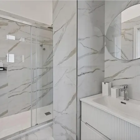Апартаменты Skyline 3br Seaview Terrace